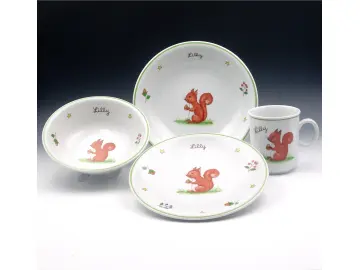 4 tlg. Geschirr - Eichhörnchen